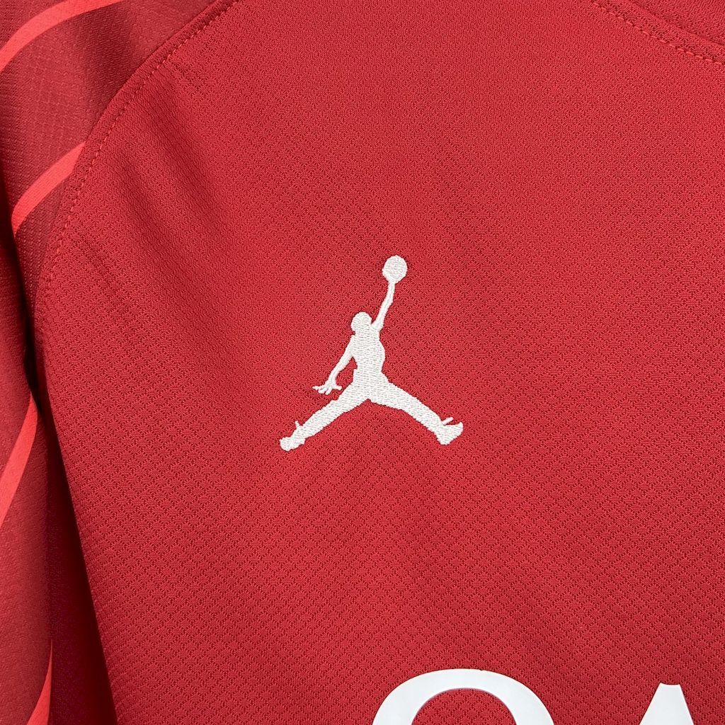 25-26 PSG Red Goalkeeper Long Sleeve Kit Football