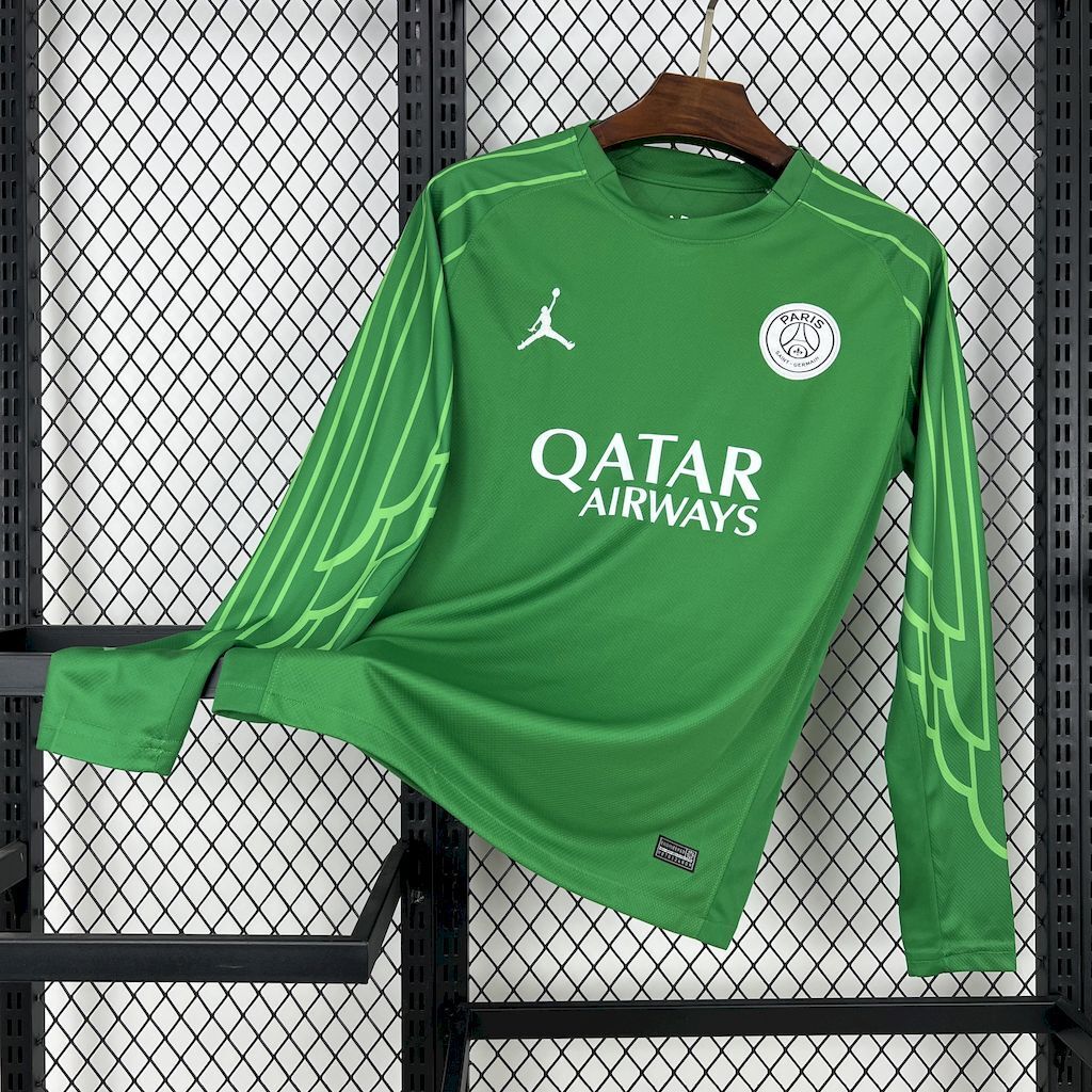 25-26 PSG Red Goalkeeper Long Sleeve Kit Football